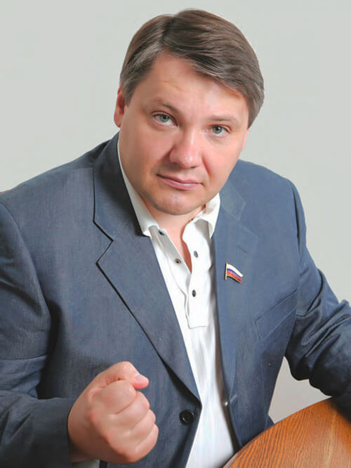 Антон Баков