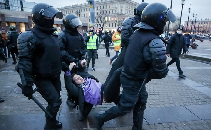 Страх произвола полиции и судов